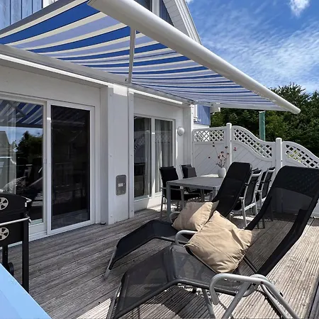 Strandnahes, Modernes Haus Mit Kamin Und Terrasse - Küstenwind